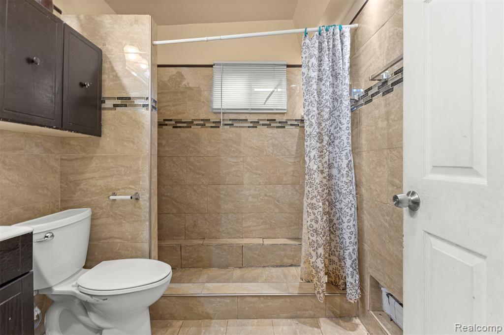 6043 N Vernon Street, Dearborn Heights, MI 48127 — Photo 20