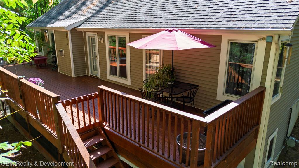 925 Sarah Road, Pinckney, MI 48169 — Photo 38