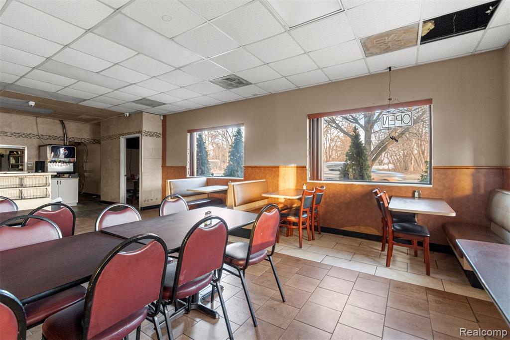 5006 S Wayne Road, Wayne, MI 48184 — Photo 47