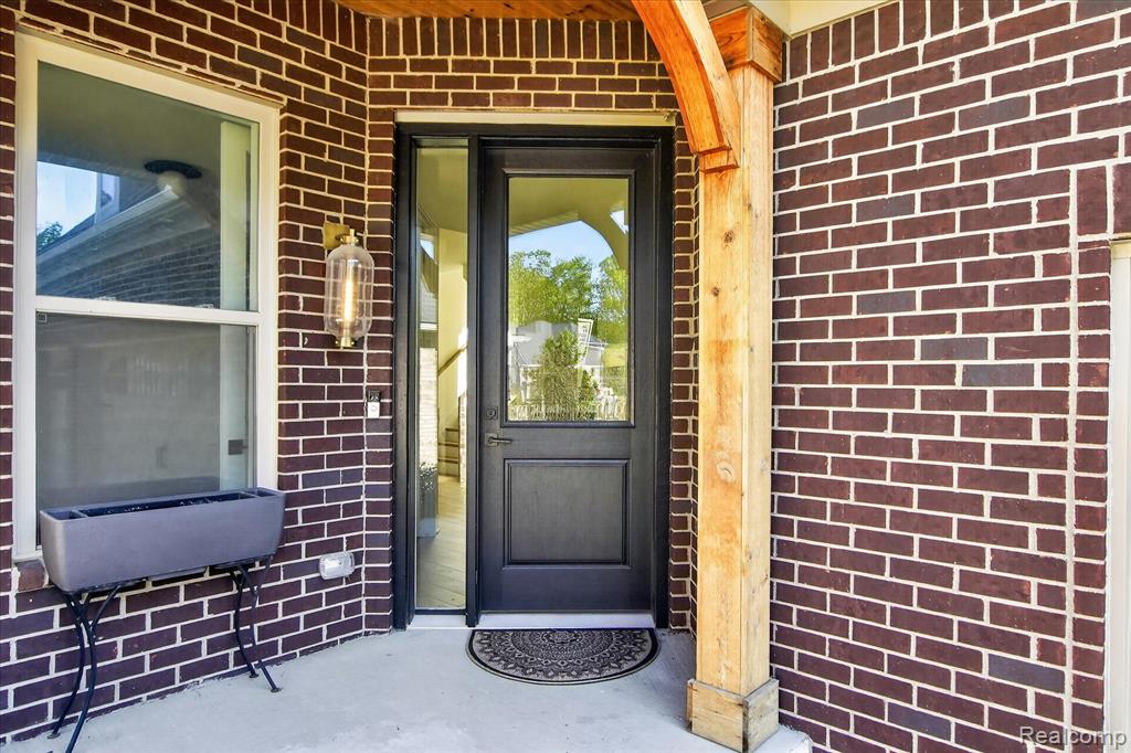 8236 Stoney Creek Drive, South Lyon, MI 48178 — Photo 5