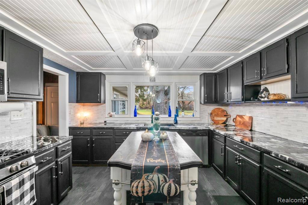 6736 Lakeshore Road, Lexington, MI 48450 — Photo 23