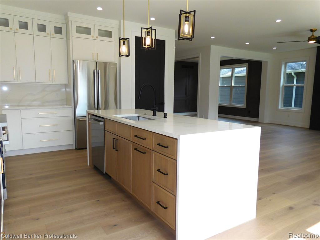 4247 Hampton Boulevard, Royal Oak, MI 48073 — Photo 18