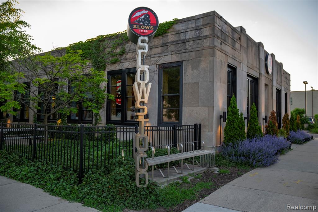 615 W Hancock Street, Detroit, MI 48201 — Photo 37
