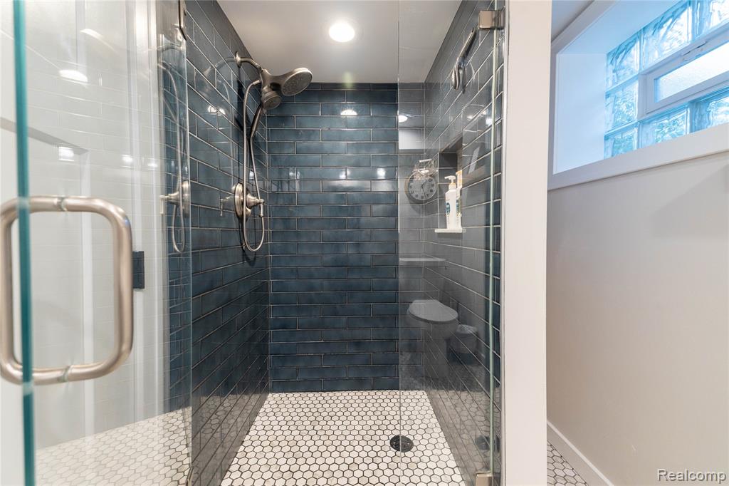 609 N Harvey Street, Plymouth, MI 48170 — Photo 25