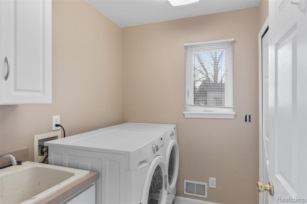 8150 Davison Road, Davison, MI 48423 — Photo 20