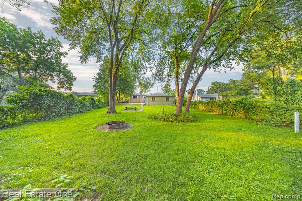4296 Frazho Road, Warren, MI 48091 — Photo 39