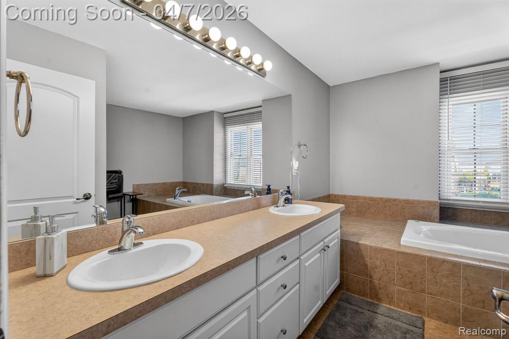 41625 Steinbeck Glen, Novi, MI 48377 — Photo 31