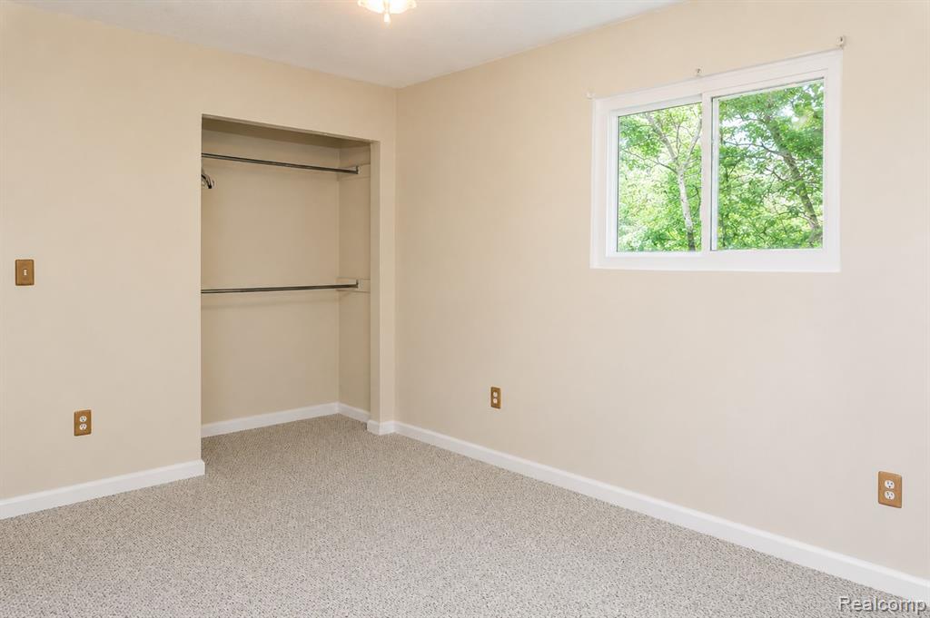 11388 Sunset Boulevard, Pinckney, MI 48169 — Photo 36