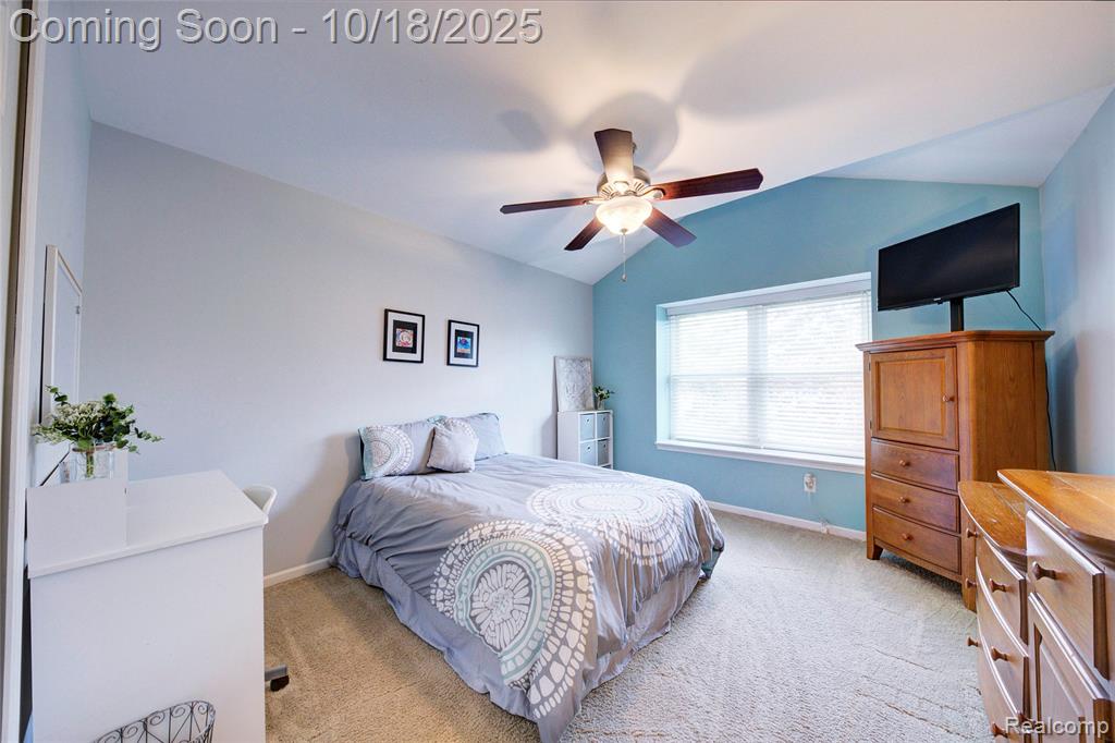 975 S Parkwood Drive, South Lyon, MI 48178 — Photo 41