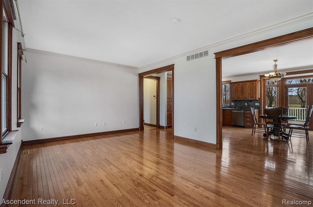 66020 WOLCOTT Road, Ray, MI — Photo 8