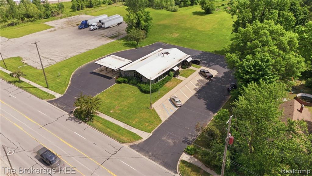 6093 Dixie Highway, Bridgeport, MI 48722 — Photo 9