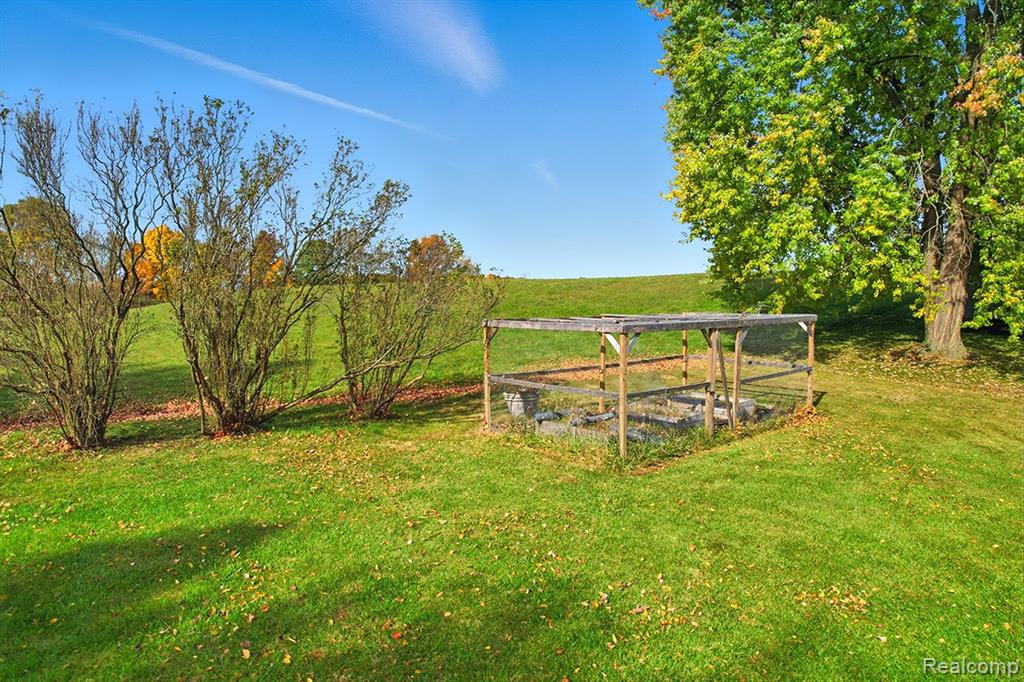 7195 Ormond Road, Davisburg, MI 48350 — Photo 12