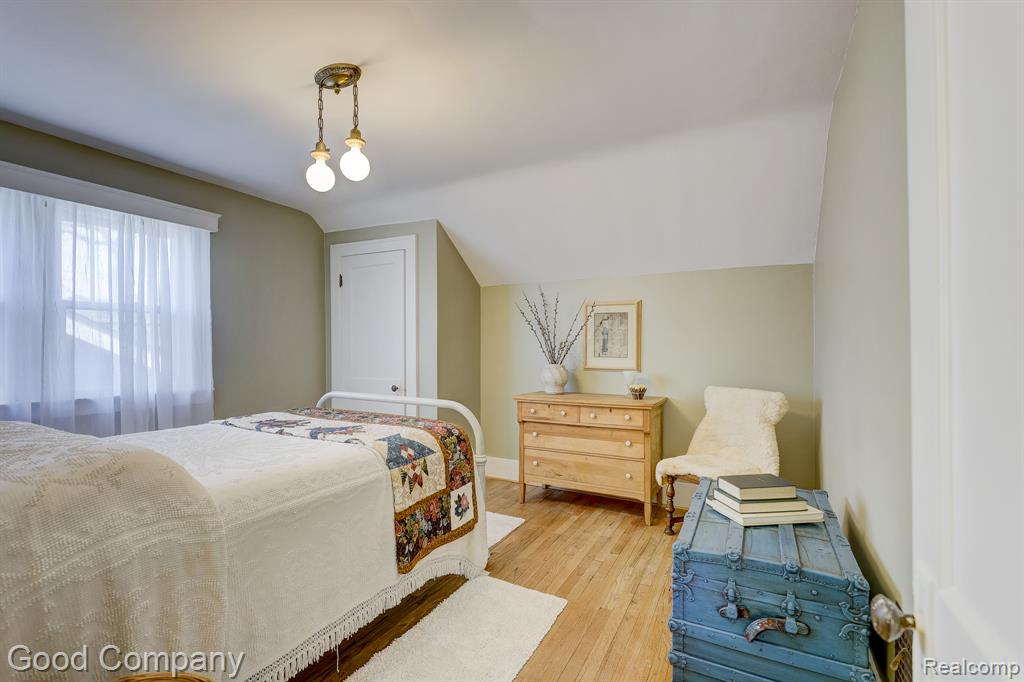 923 W 11 Mile Road, Royal Oak, MI 48067 — Photo 35