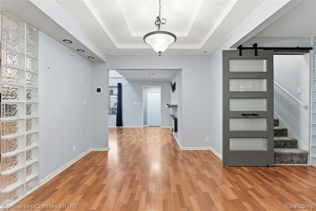 466 Touraine Road, Grosse Pointe Farms, MI 48236 — Photo 6