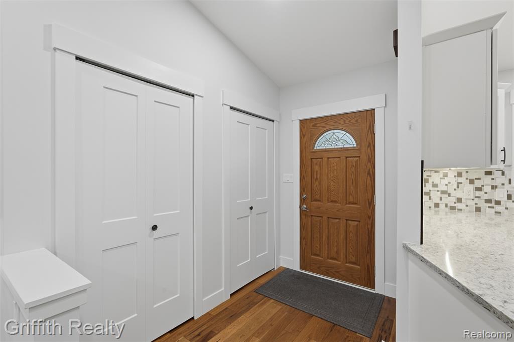 865 Alpine Drive, Brighton, MI 48116 — Photo 5
