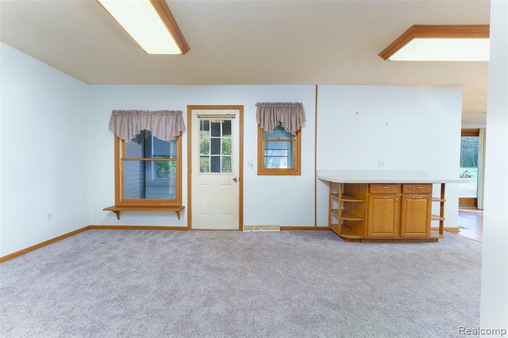 5430 E Columbia Road, Webberville, MI 48892 — Photo 10