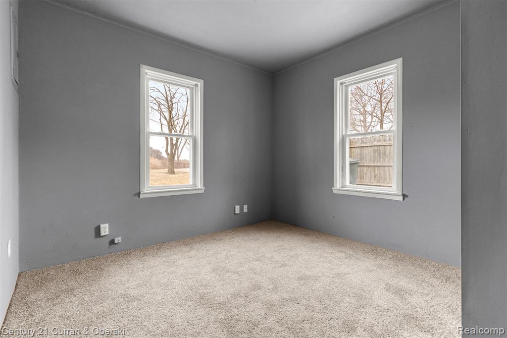 24915 Saint Paul Boulevard, Harrison Township, MI — Photo 16