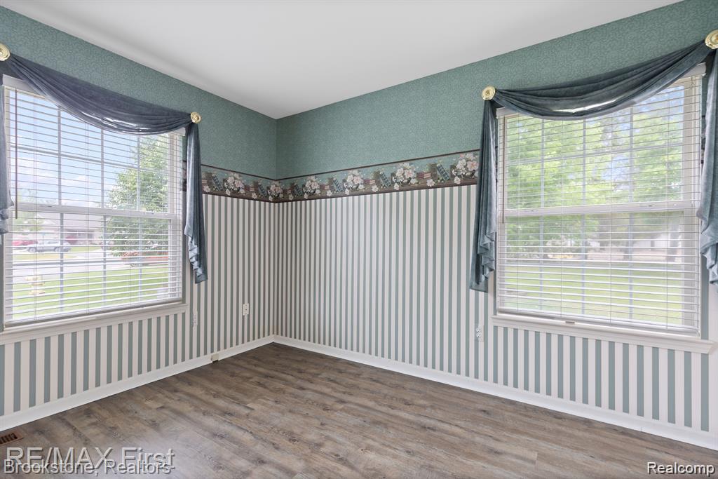 41021 Glenleven Court, Clinton Twp, MI 48038 — Photo 21
