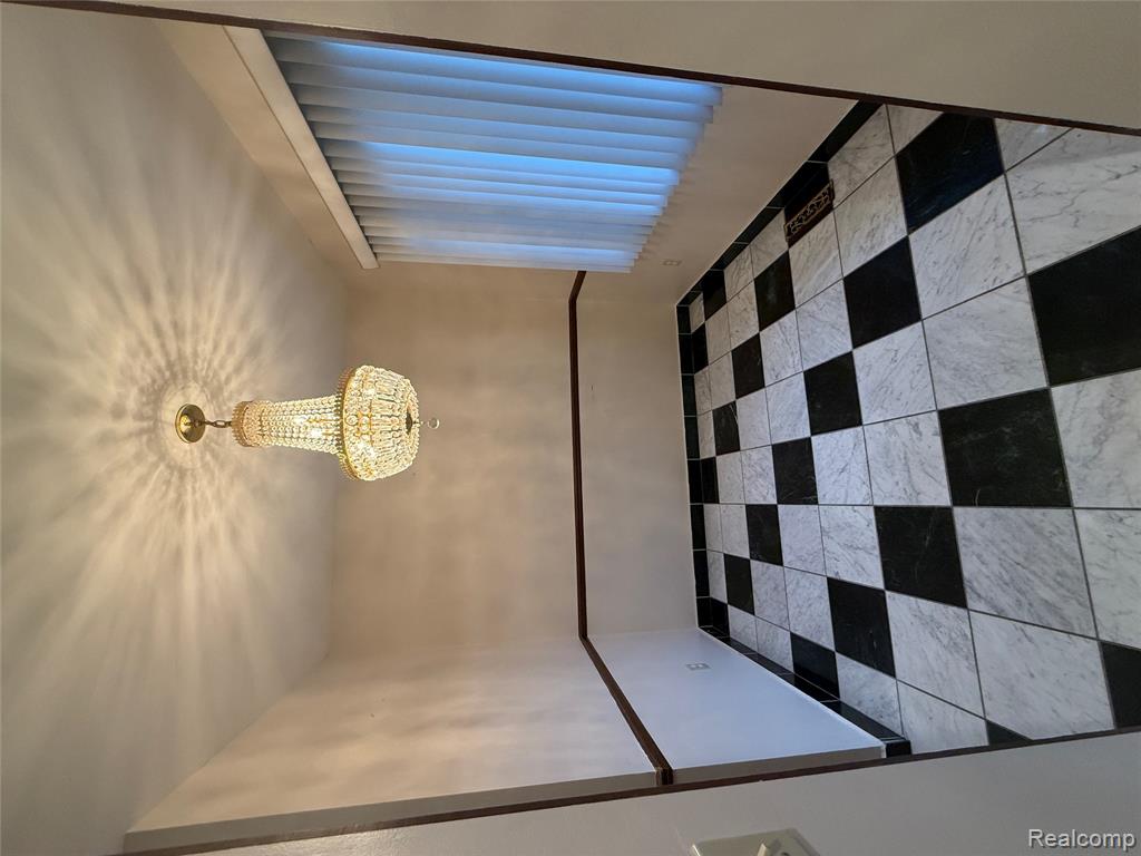 6302 Laurentian Court, Flint, MI 48532 — Photo 9