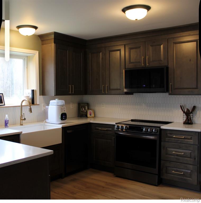 3255 Burning Tree Lane, Attica, MI 48412 — Photo 21