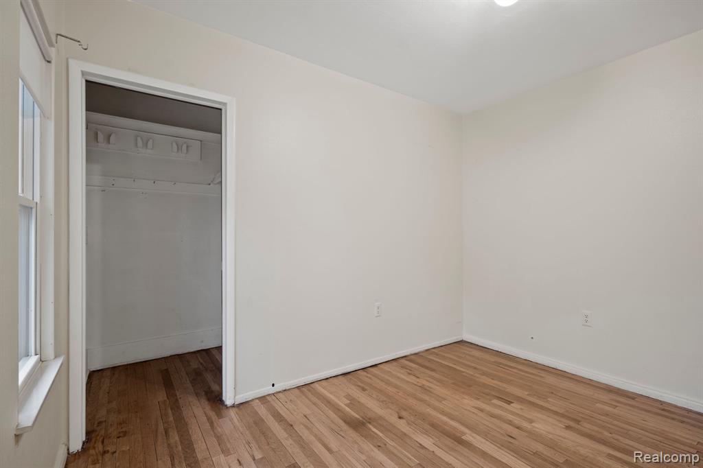 606 OAKLAND Avenue, Royal Oak, MI 48067 — Photo 26