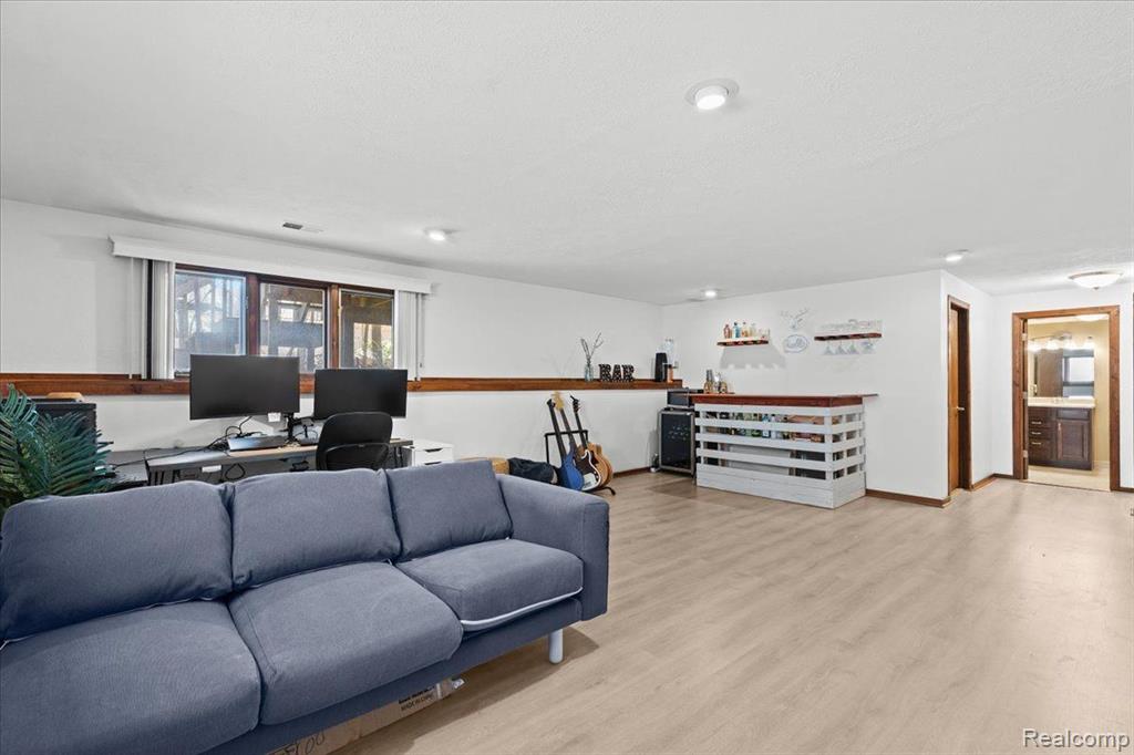 6523 BLUE SPRUCE, West Bloomfield, MI 48324 — Photo 17
