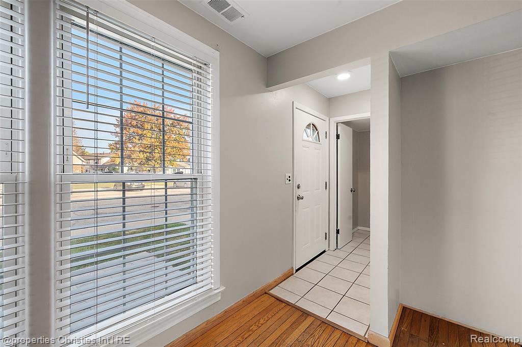 6972 Harvard Lane, Canton, MI 48187 — Photo 3