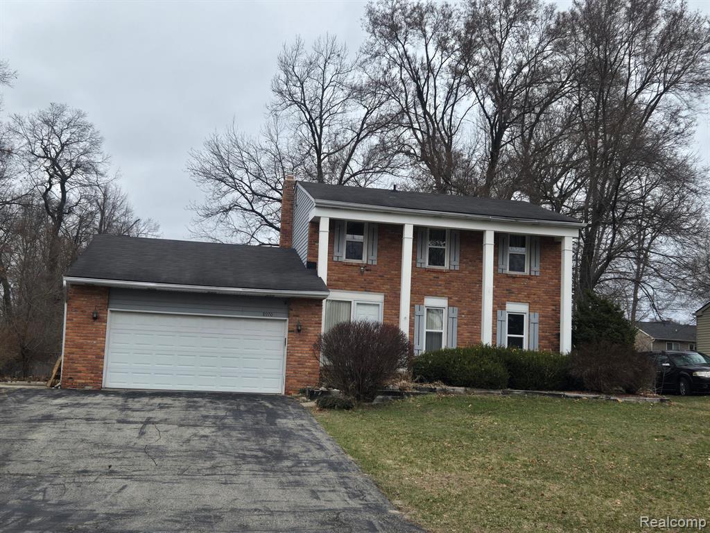 8970 GLASGOW Drive, White Lake, MI — front exterior