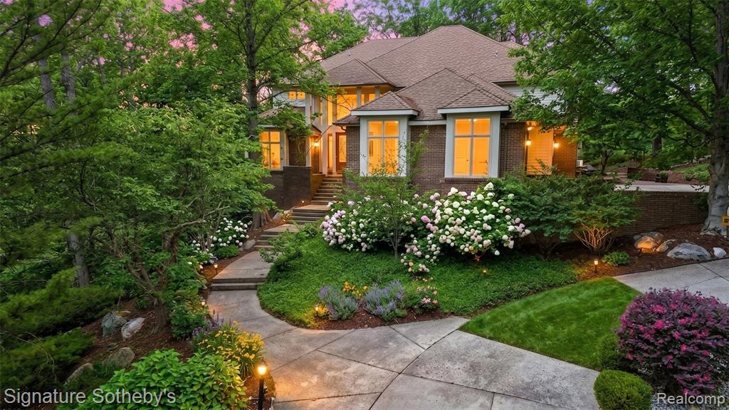 2131 Birchwood Way, Bloomfield Hills, MI 48302 — Photo 59