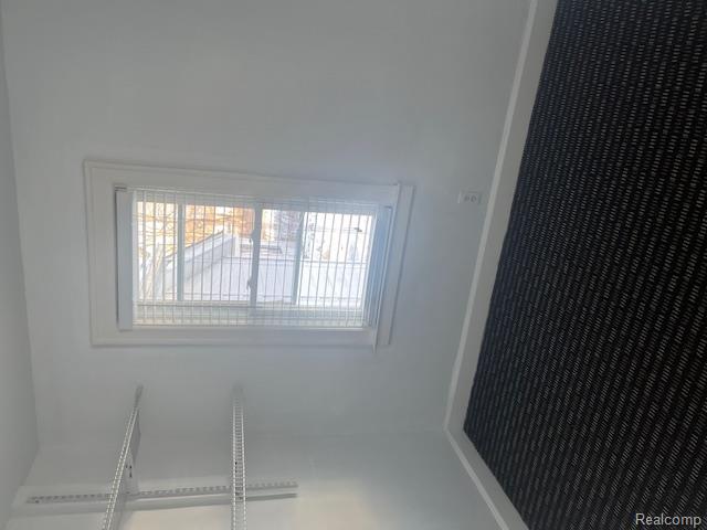 6452 BARKER Drive, Waterford, MI, 00000