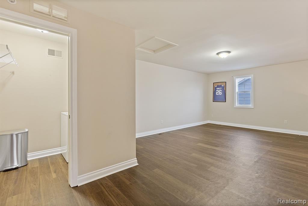 53743 CHAMPLAIN Street, Macomb, MI 48042 — Photo 24