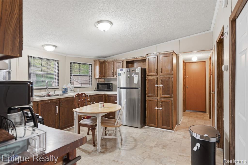 466 Turquoise Drive, Whitmore Lake, MI 48189 — Photo 9