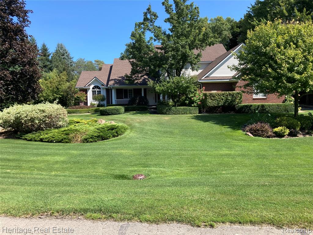 174 Howland Pines Drive, Oxford, MI 48371 — Photo 65