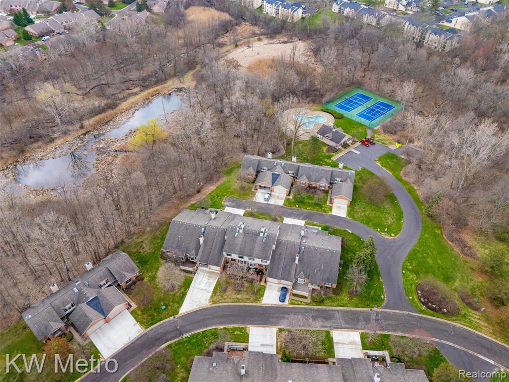 7072 Green Farm Road, West Bloomfield, MI — Photo 35