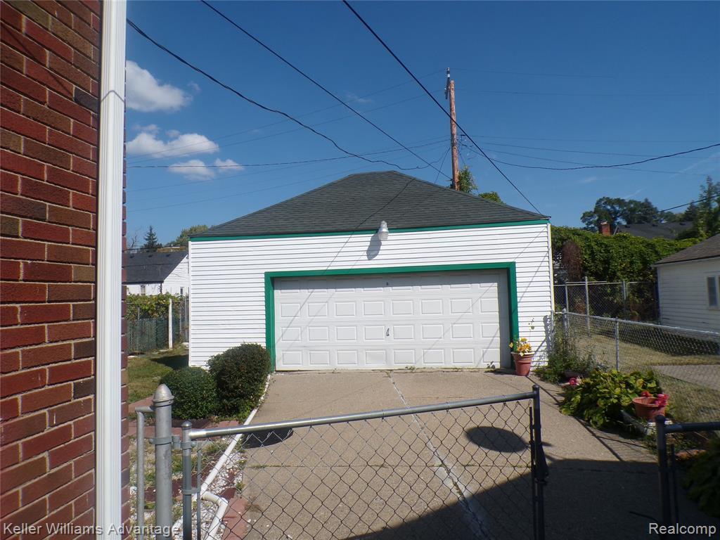 9644 Littlefield, Detroit, MI 48227 — Photo 6