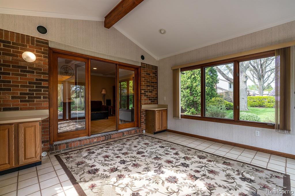 6228 ATKINS Drive, Troy, MI 48085 — Photo 10