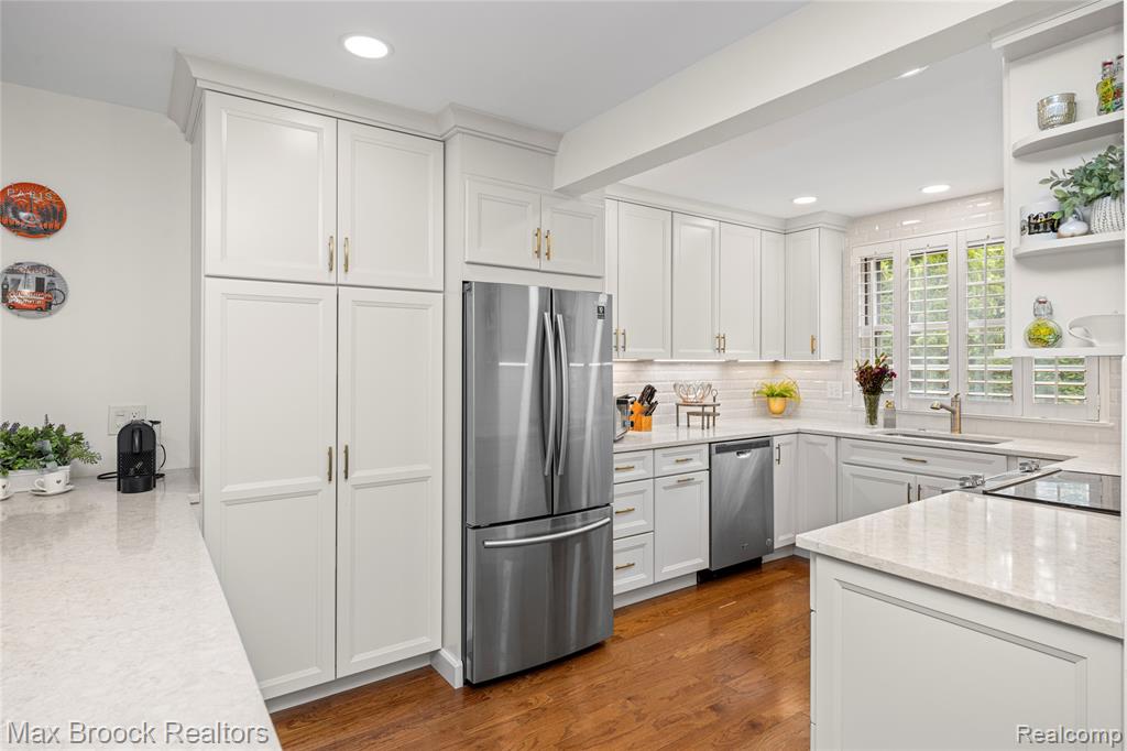 6485 Thurber Road, Bloomfield Hills, MI 48301 — Photo 17