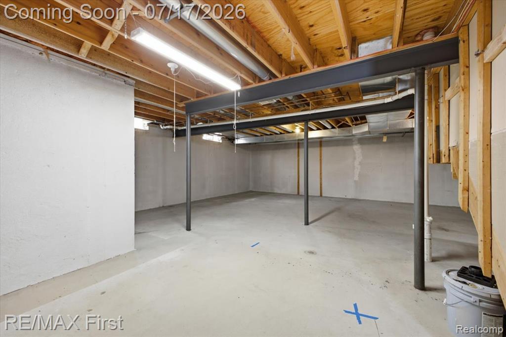50443 Middle River Drive, Macomb, MI 48044 — Photo 43