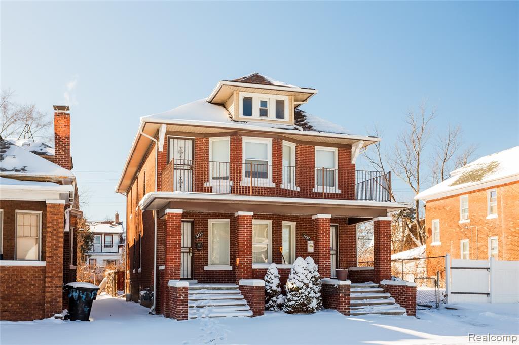 5435 Burns Street, Detroit, MI 48213 — Photo 2