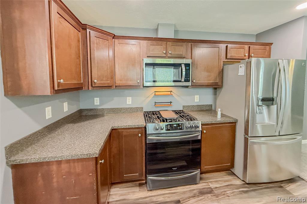 41021 Old Michigan Ave, 39 A, Canton, MI 48188 — Photo 9