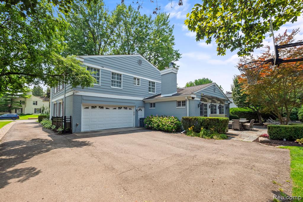 3390 Burning Bush Road, Bloomfield Hills, MI 48301 — Photo 54