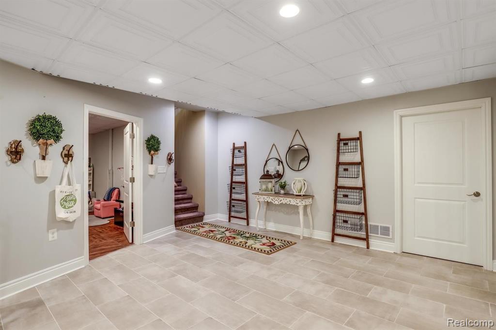 3960 HARVEST CREEK Court, Rochester, MI 48306 — Photo 30
