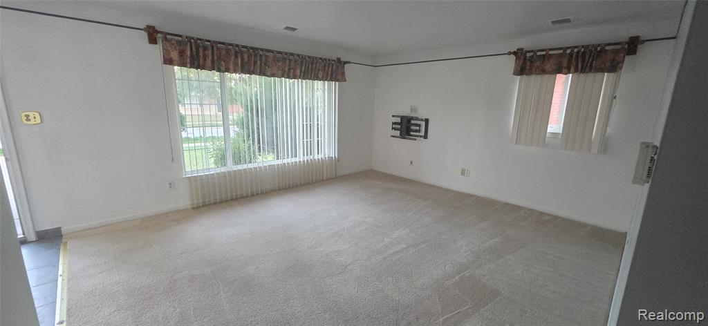 6419 Sunset Street, Garden City, MI — Photo 23