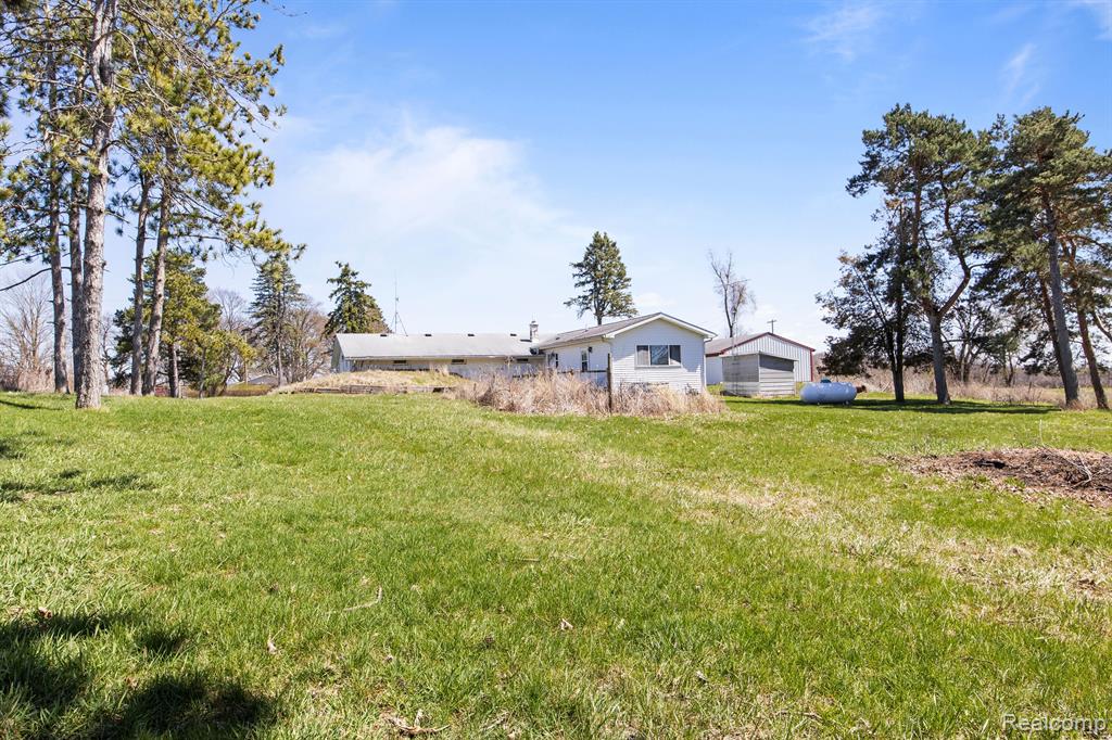 10610 N ADRIAN, Tecumseh, MI 49286 — Photo 11
