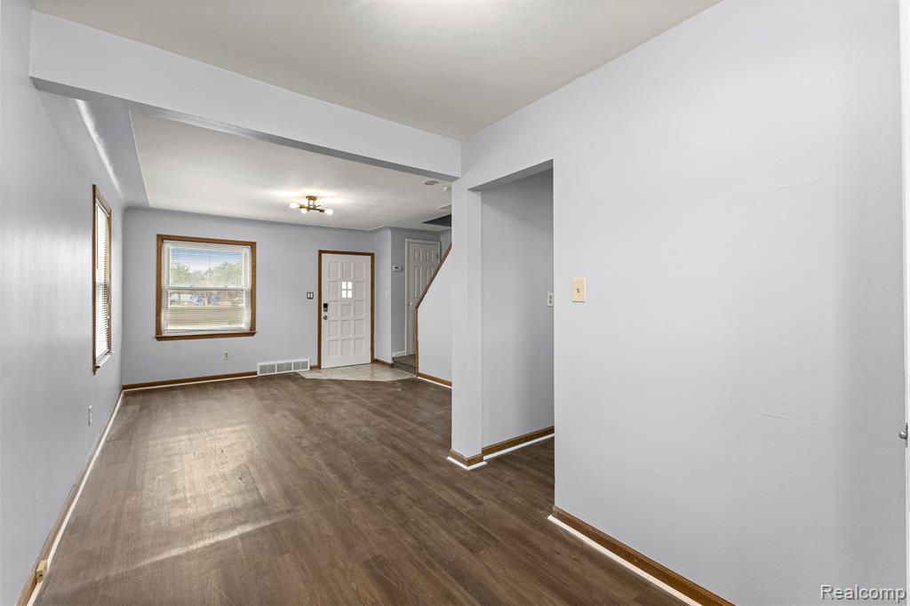 6918 Manor Street, Dearborn, MI 48126 — Photo 11