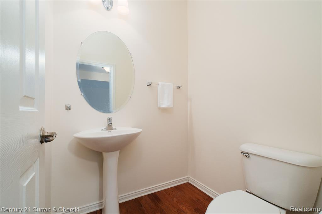 24838 Valleywood Drive, South Lyon, MI 48178 — Photo 8