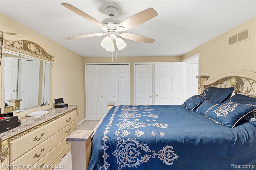 22415 Cranbrooke Drive, Novi, MI — Photo 20