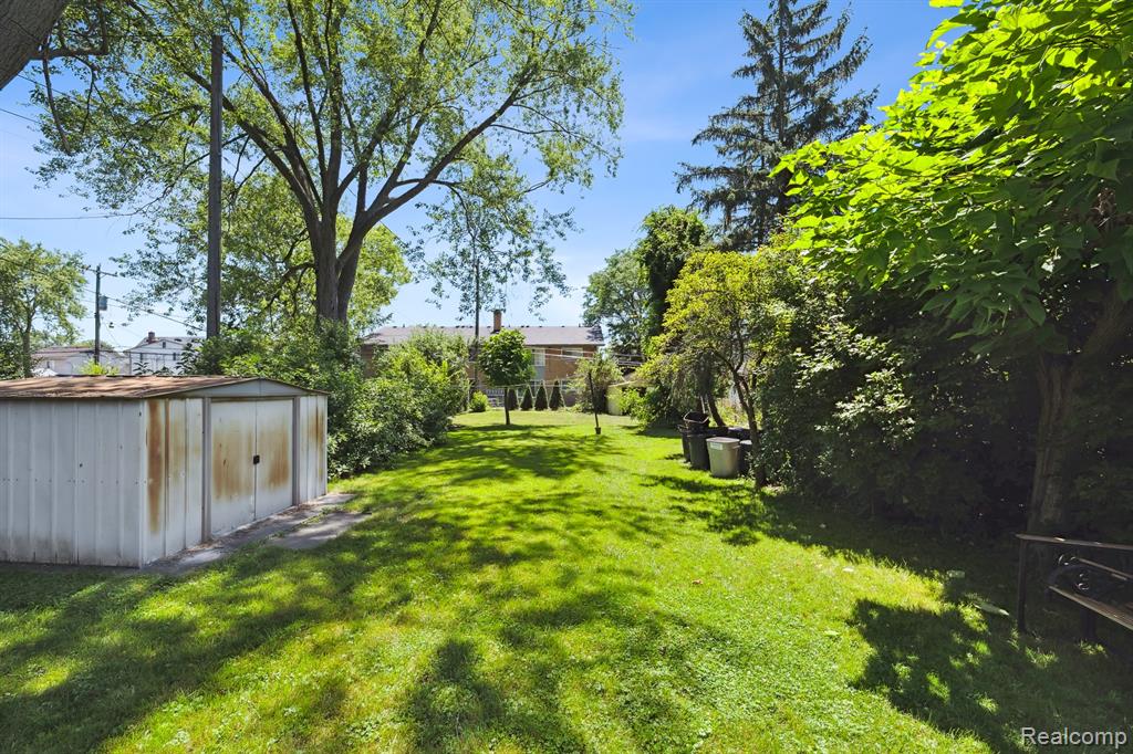543 Broadacre Avenue, Clawson, MI — Photo 34