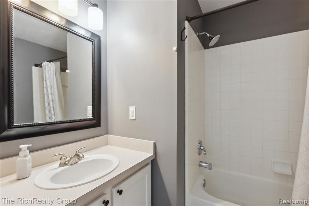 667 River Park Village Boulevard, Northville, MI 48167 — Photo 19