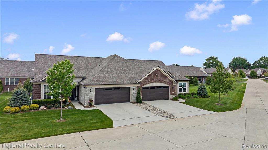 40605 Aster Court, Clinton Twp, MI 48036 — Photo 41